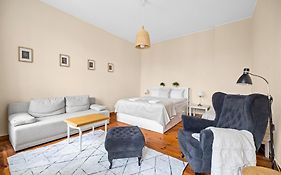 Riviera Residence Apartments